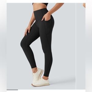 Halara UltraSculpt™ Heat High Waisted Tummy
Control Yoga Leggings * NWT *